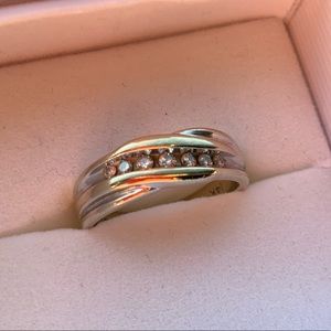 White gold diamond band